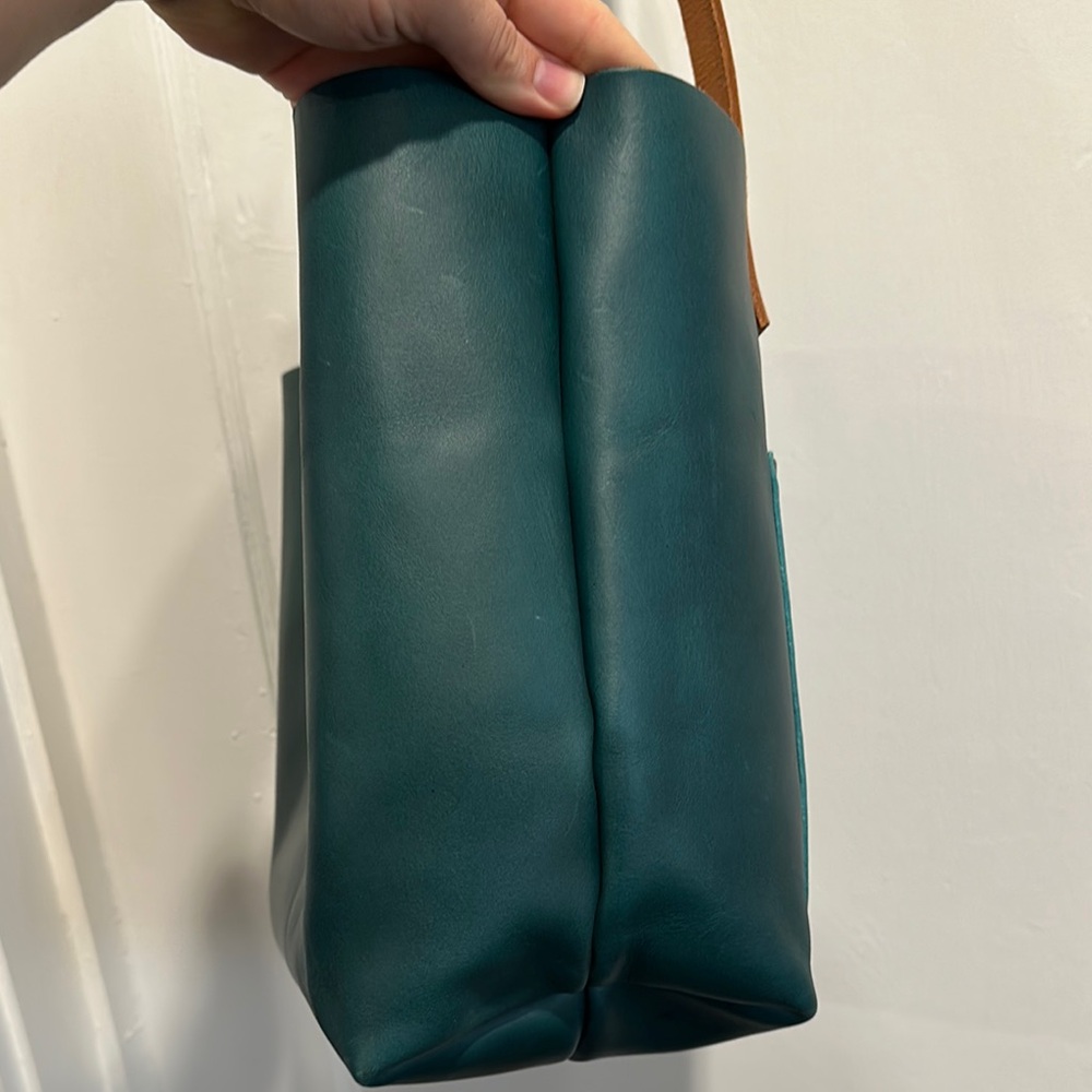 Portland leather large Caribbean tote - Picture 7 of 7